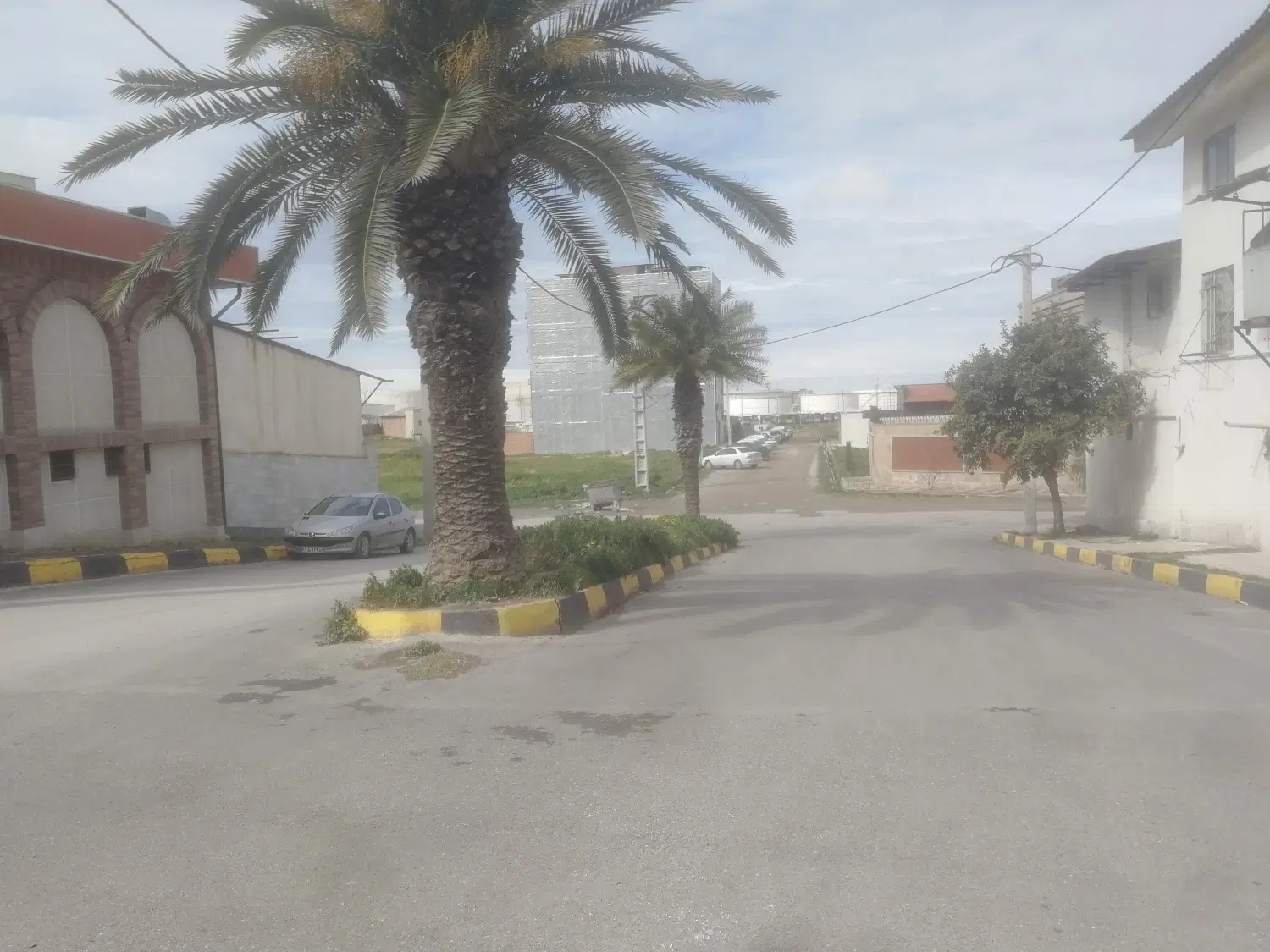 زمین مسکونی