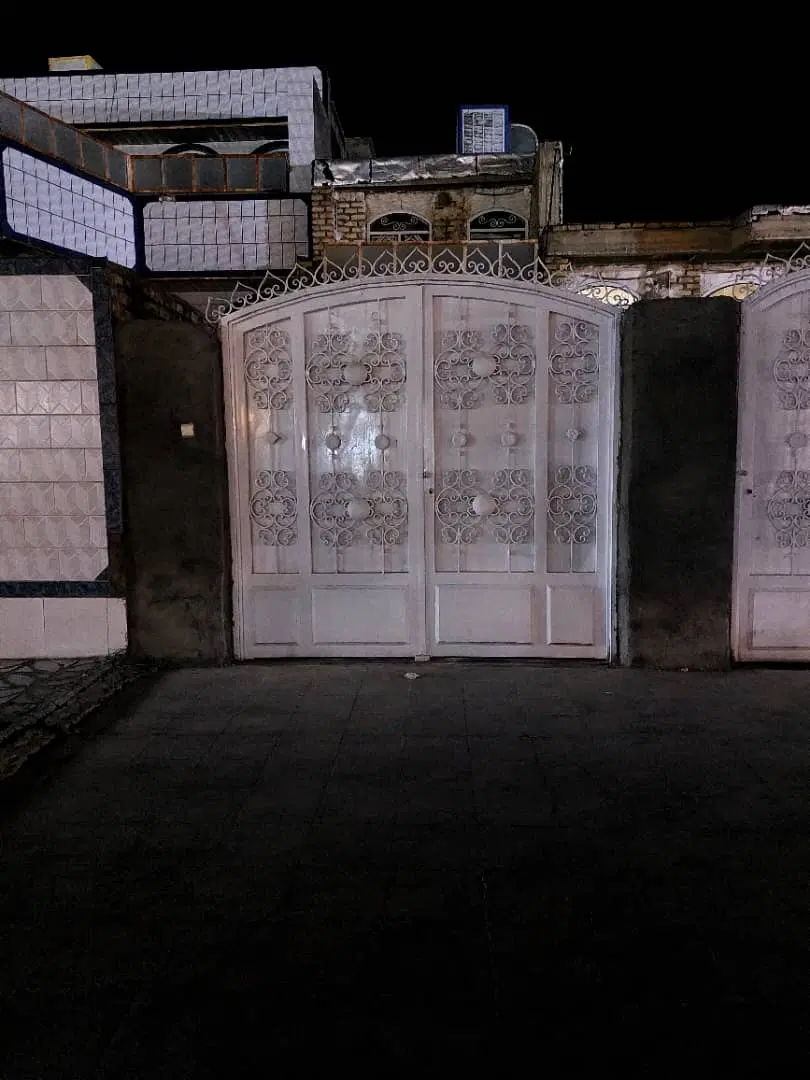 سوئیت ۵۰ متری حیاط دار مناسب محیط کاری