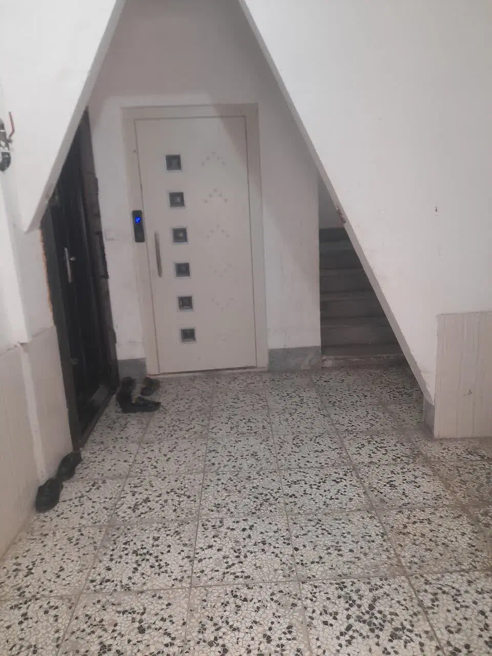 فروش یا رهن کامل