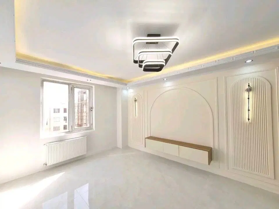 ۶۷متر+فول دیزاین+پارکینگ سندی+غرق نور+کم واحد