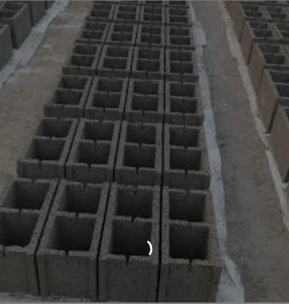 کارگاه بلوک و تیرچه زنی