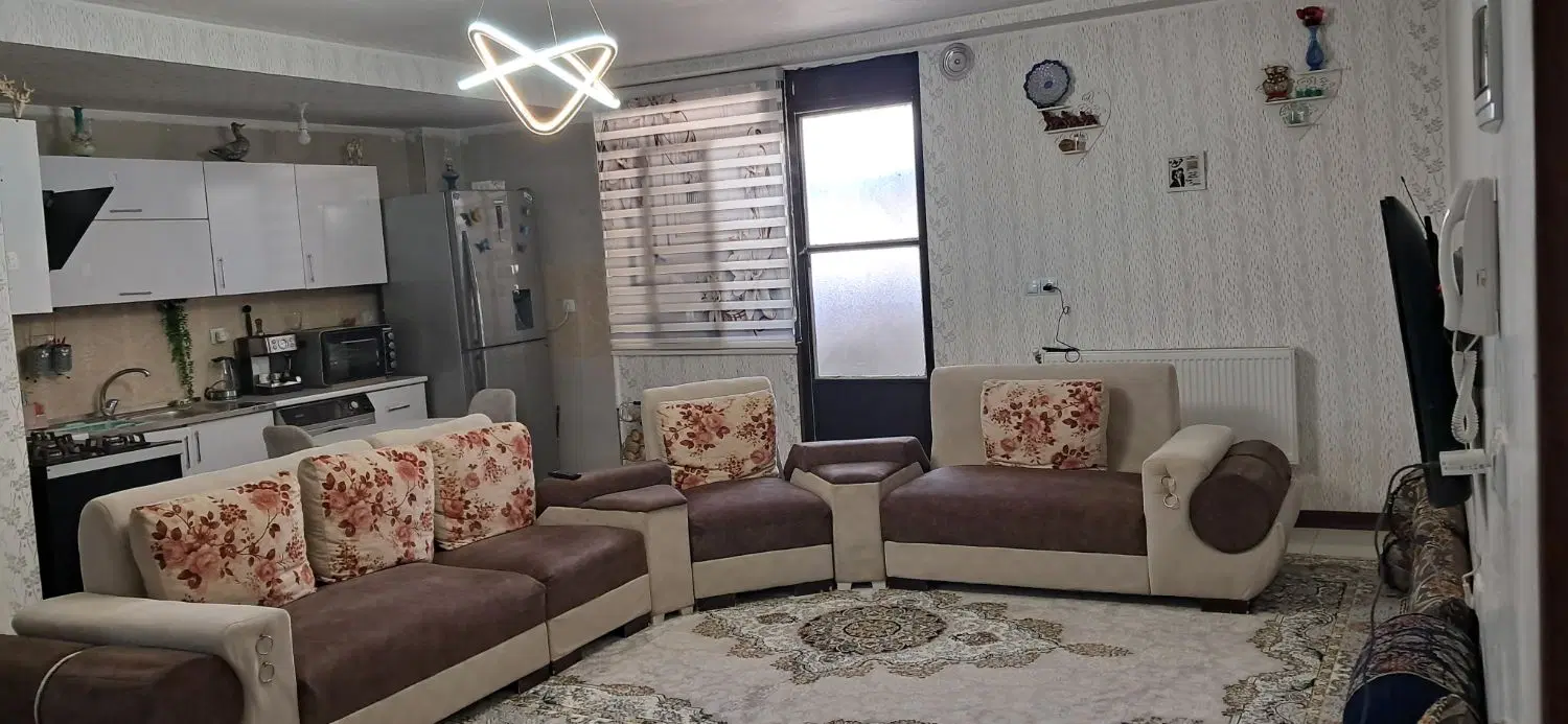 اپارتمان کوشک میدان