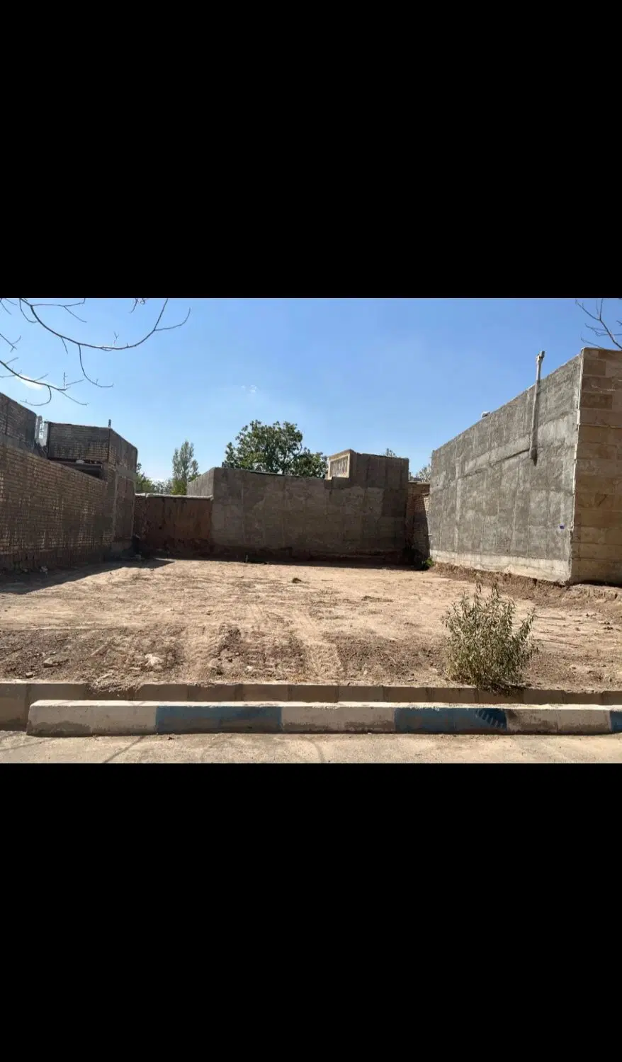 زمین دستجرد