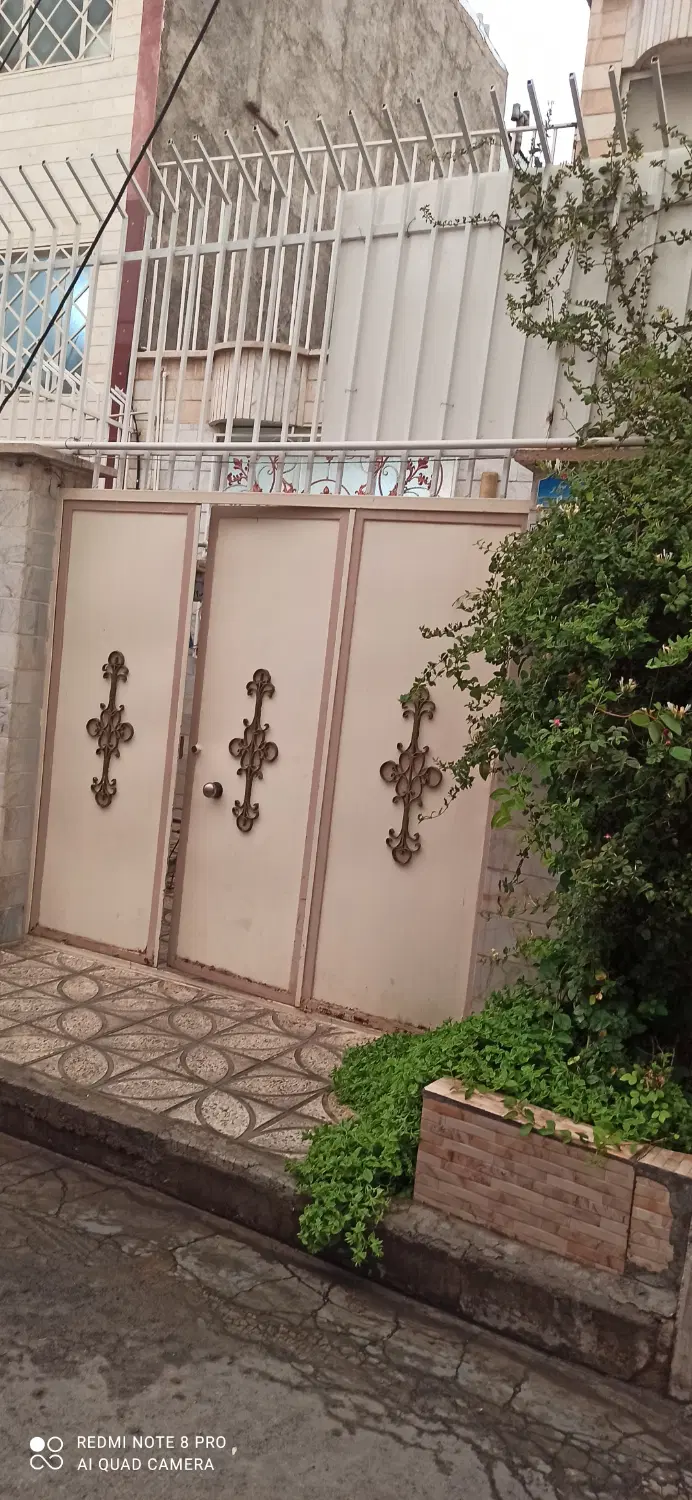 ویلایی باسندتک برگ محدوده میدان راه آهن   ورامین