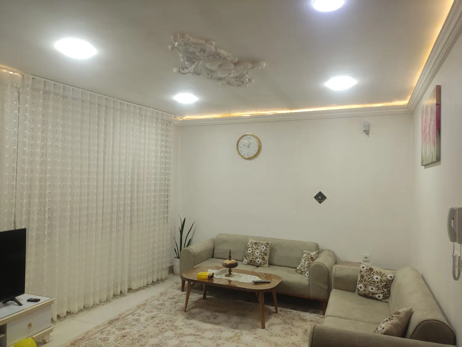 فروش خانه دو واحده تازه ساخت در کوی اندیشه
