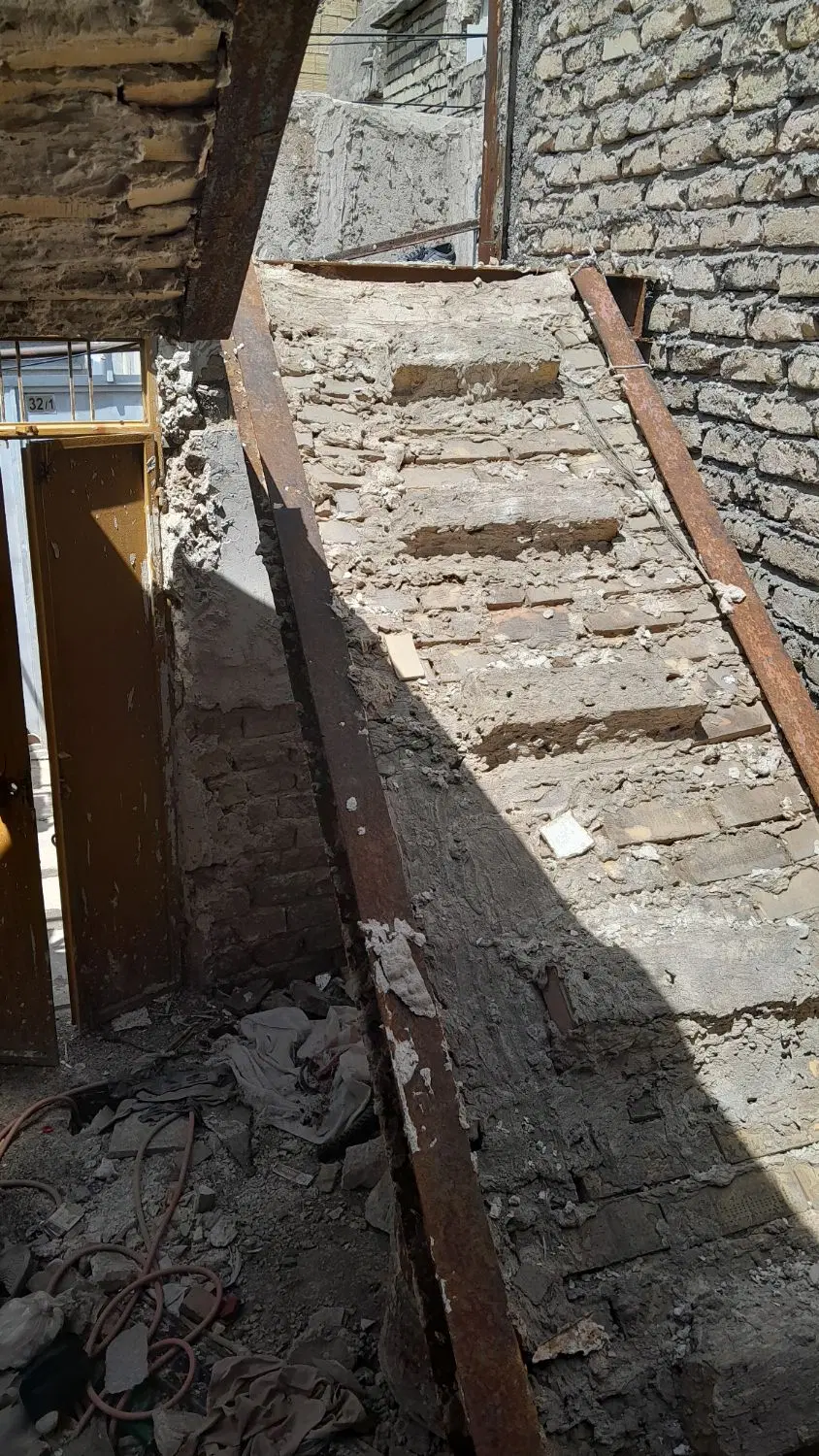 ۵۵متری توس ۷۵ ویلایی اسکلت