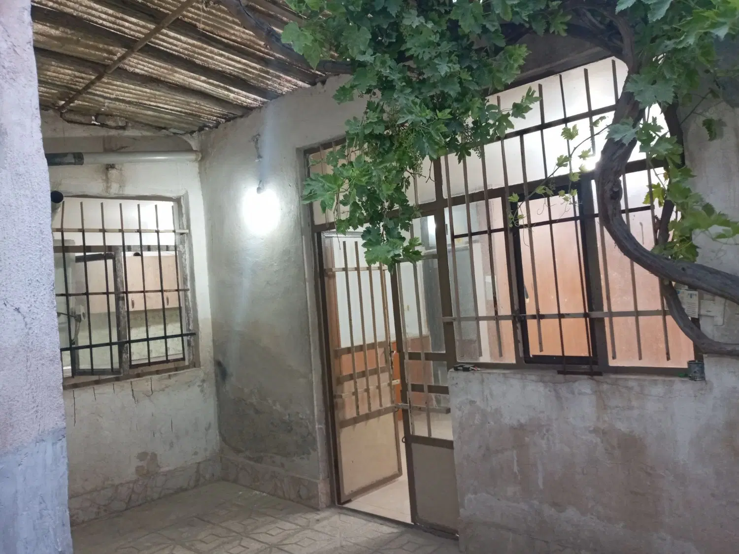 رهن و اجاره ویلایی۸۵متر دونبش