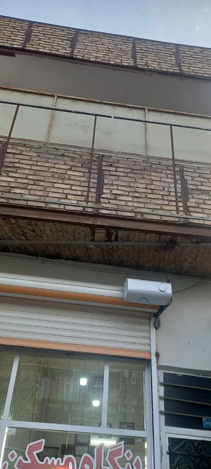 یک باب خانه طبقه دوم