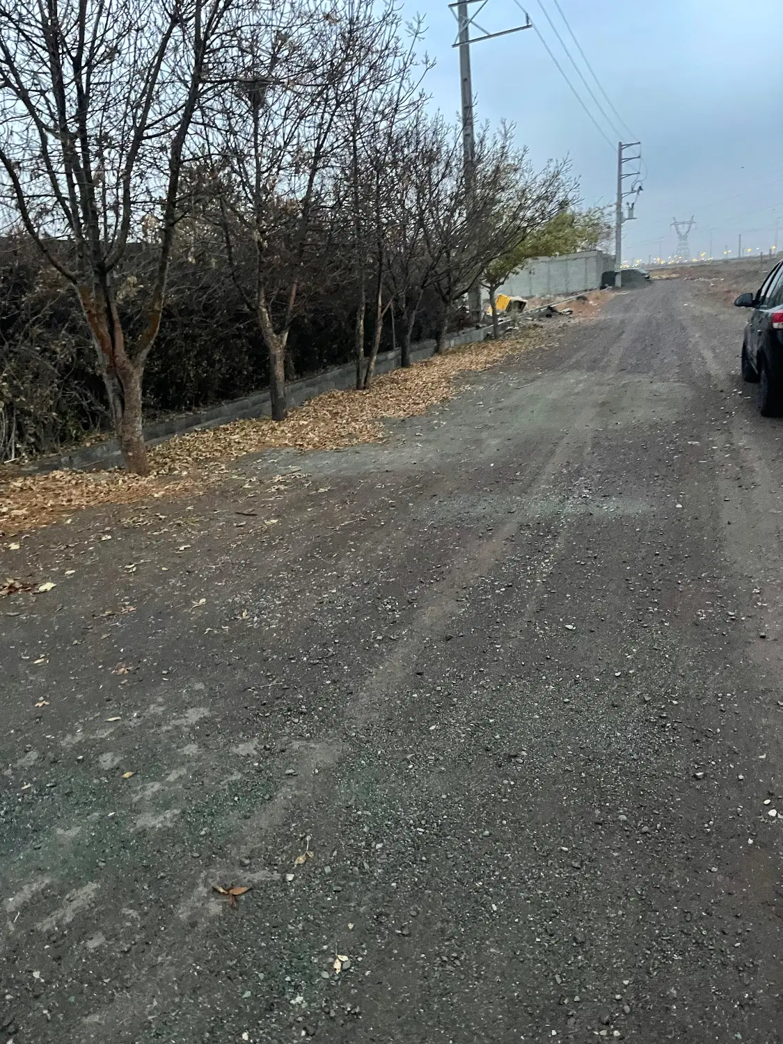 ۲۰۰متری و‌ ۳۰۰متری زمین‌باغی باغچه زمین ویلا