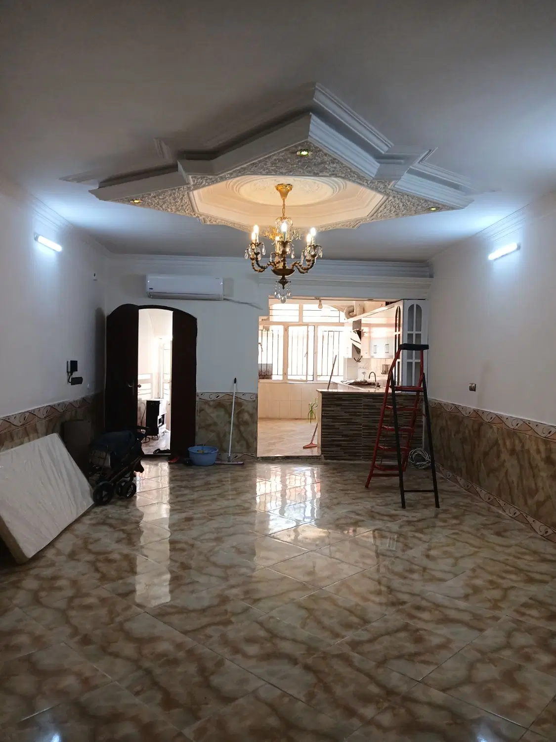 آپارتمان حاشیه ثامن دوخواب