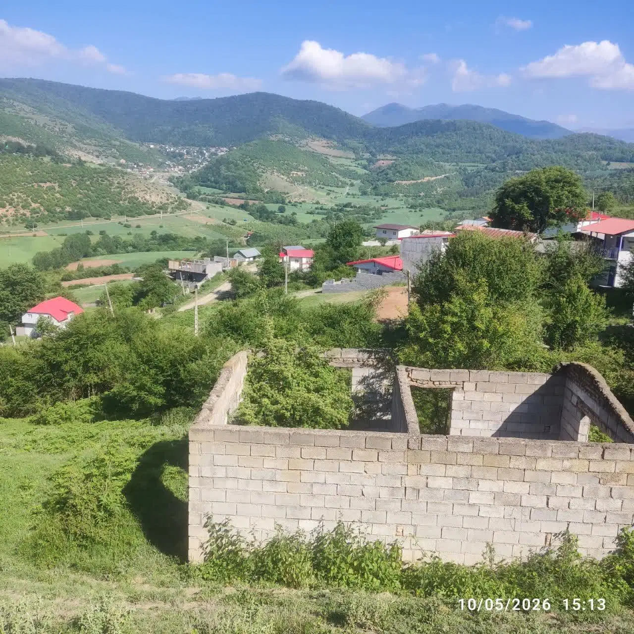 زمین در کیاسر روستای سنگ چشمه