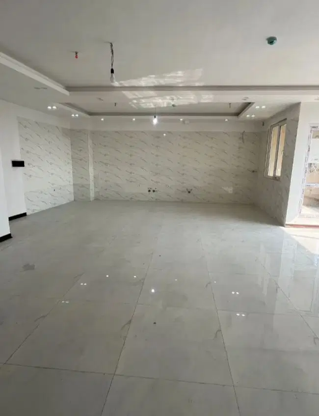 ۱۱۴ متر_ دو خواب_پارکینگ_کلید نخورده.