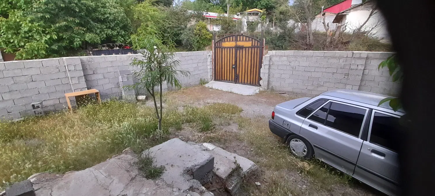 زمین ۶۰۰ متری با خانه کلنگی در روستا