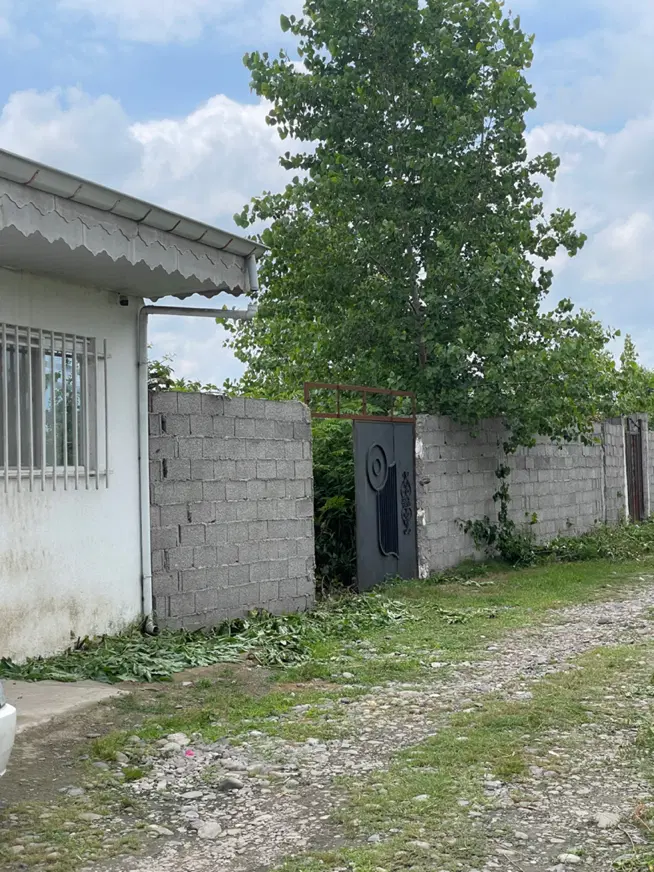 زمین ۲۰۰ متری در پستک کوچه یاس