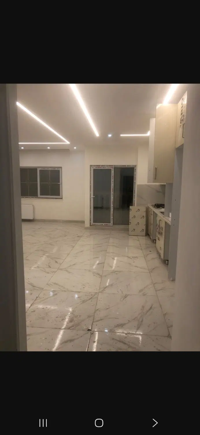 واحد نوساز۹۲متر سر خیابان اصلی
