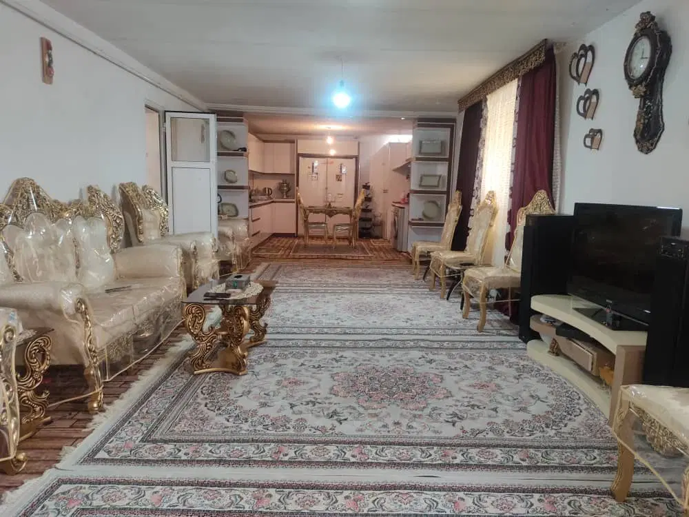 زمین مسکونی در تالاب گلمرز