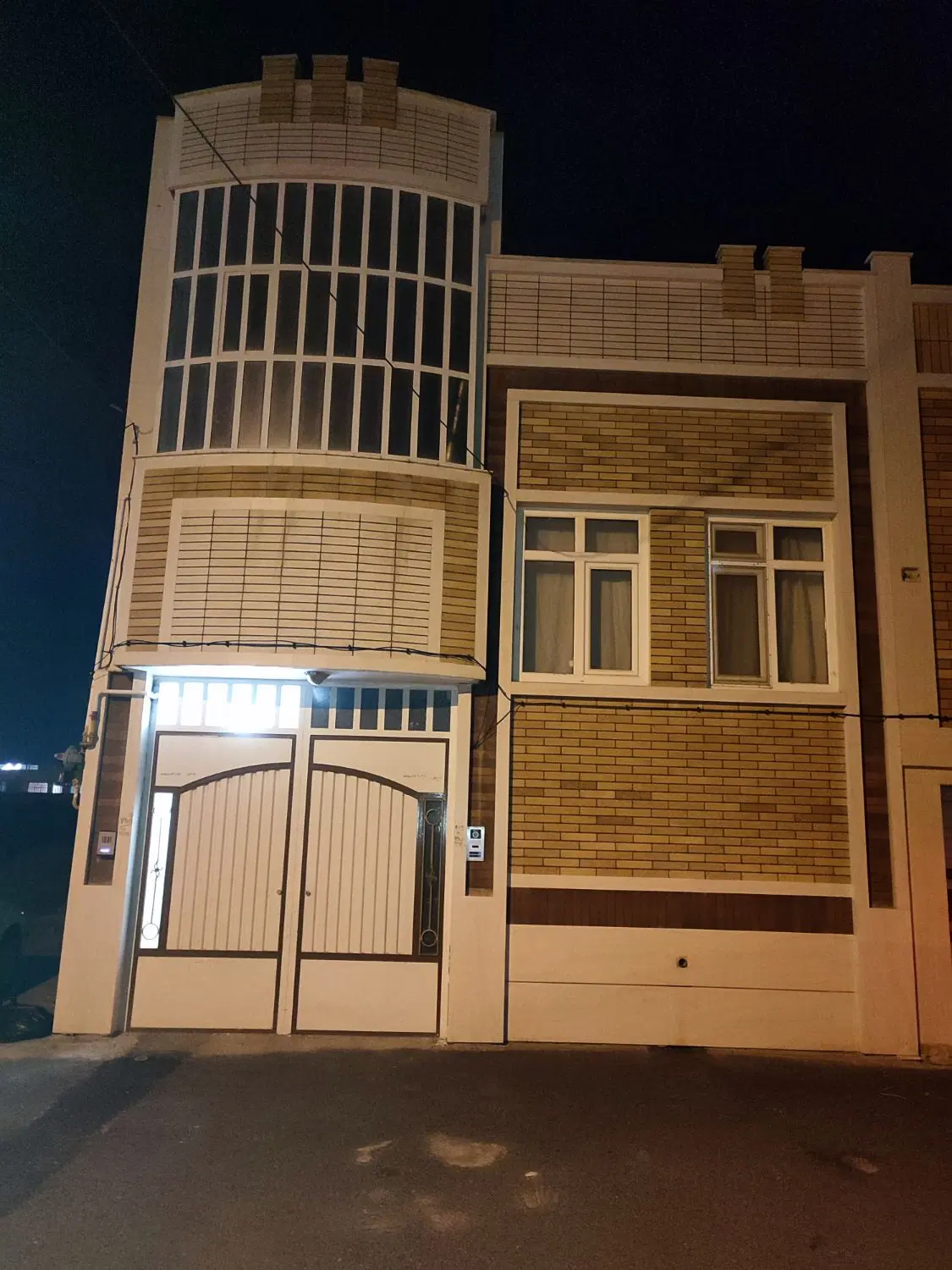 فروش منزل مسکونی دوطبقه