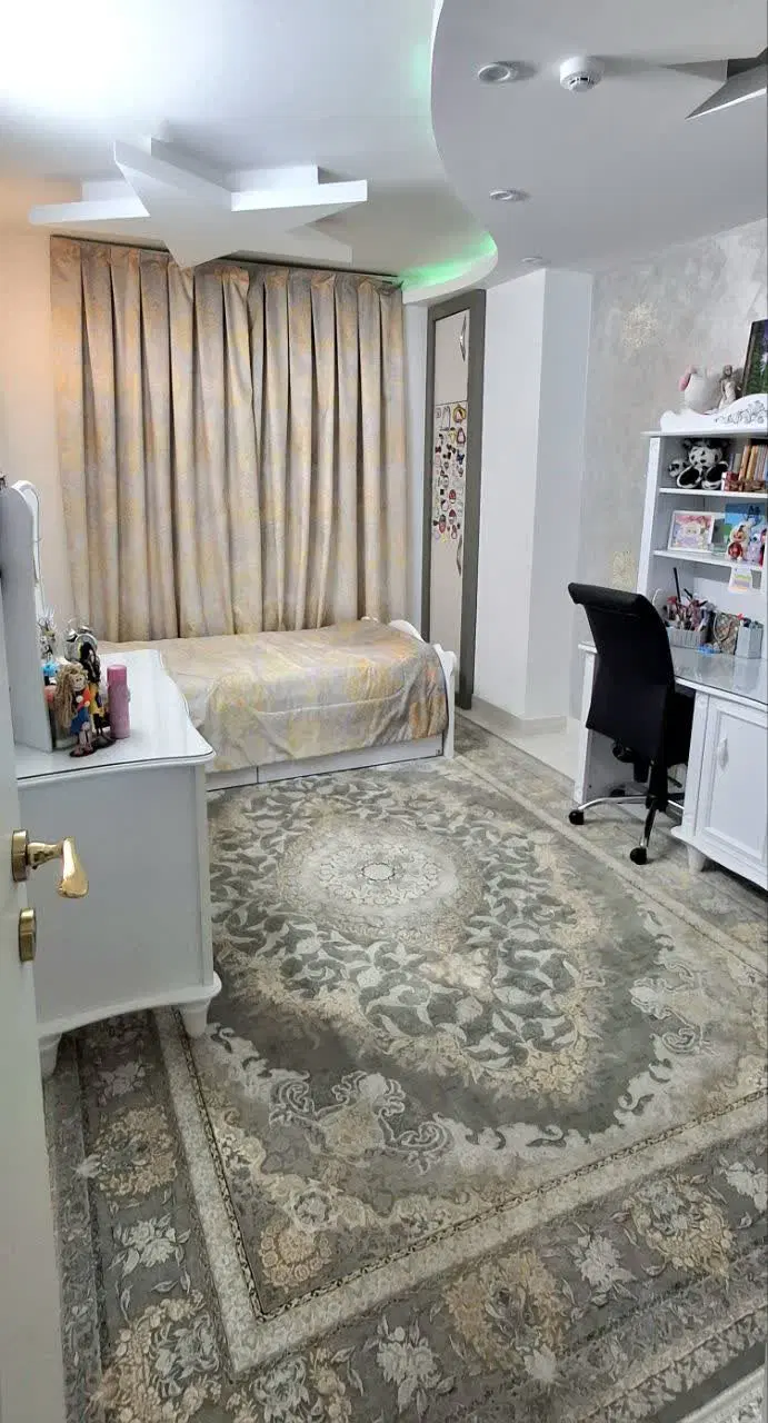 لاکچری ۱۶۰متری.تک واحدی.مخابرات