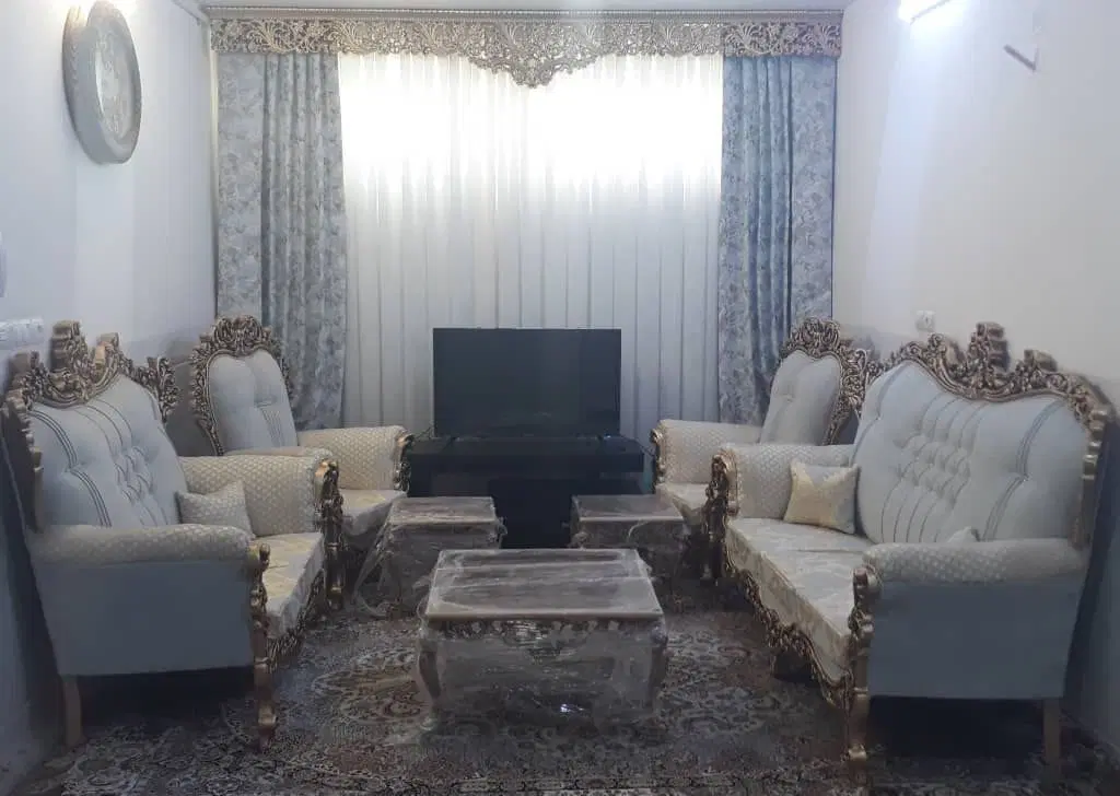 خانه فاطمیه همکف تمیز