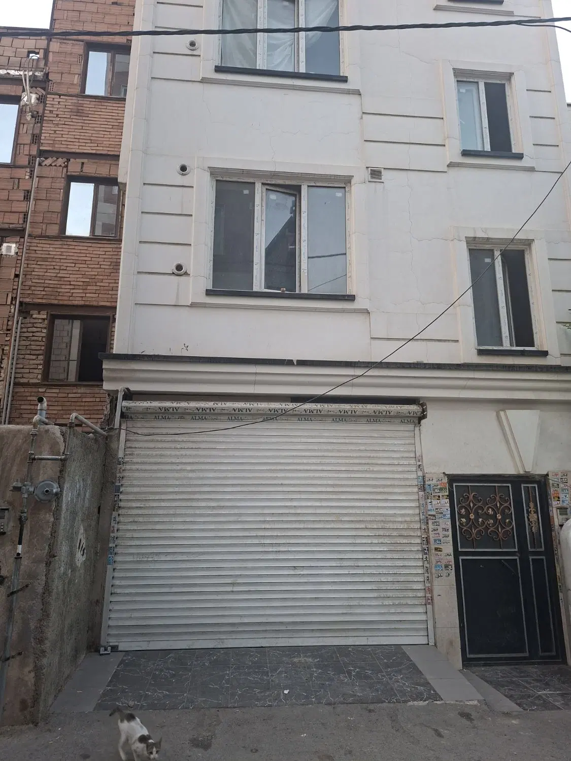 آپارتمان ۹۰ متری مرتضی گرد