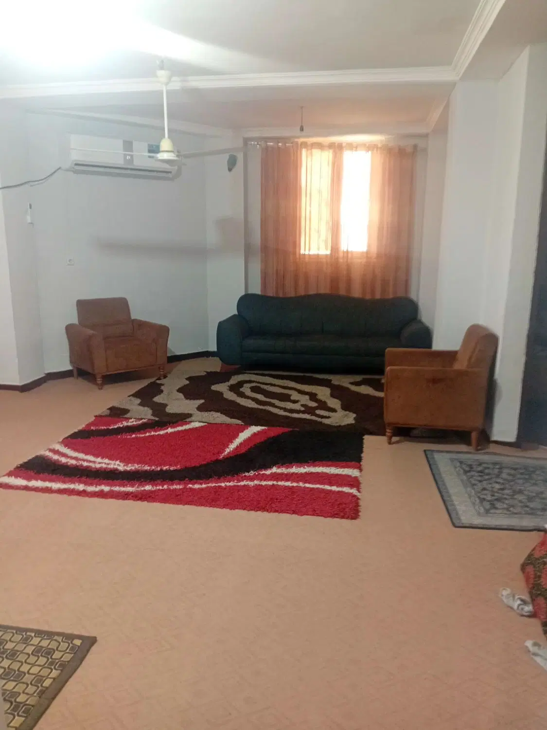 یک واحد آپارتمان سه واحدی طبقه سه