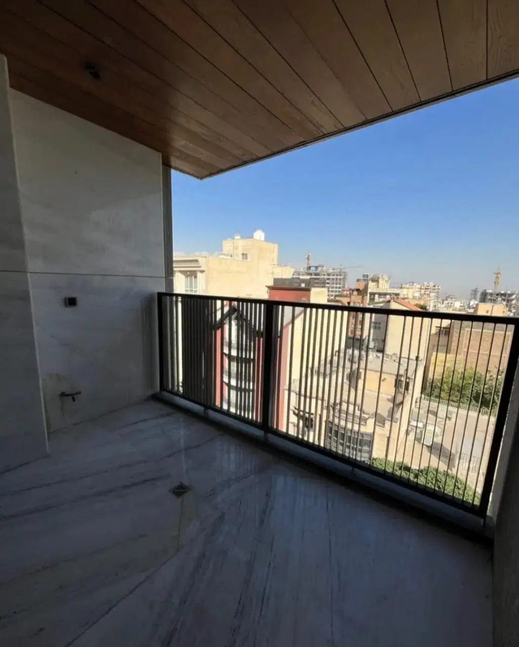۲۰۰ متری نوساز زعفرانیه