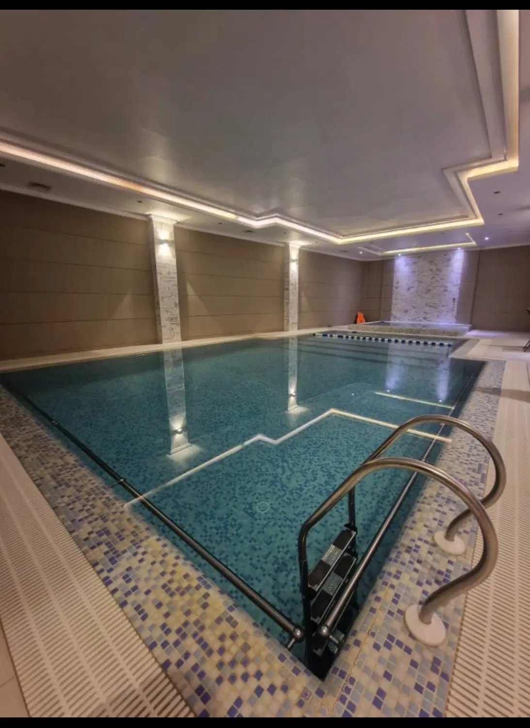 اجودانیه سپند ۱۹۰ متر سوپر لوکس