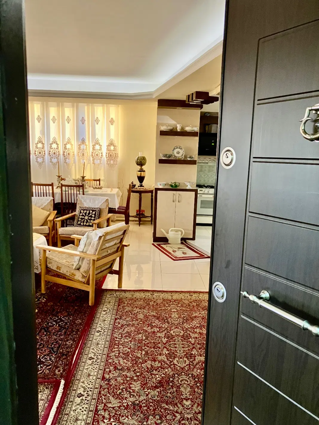 فروش آپارتمان لوکس سه بر سه خوابه گلکار