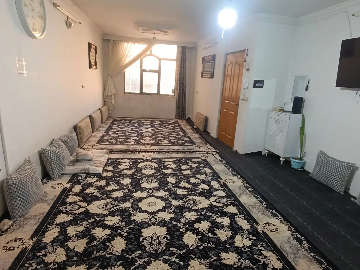 آپارتمان همکف حر ۳۸