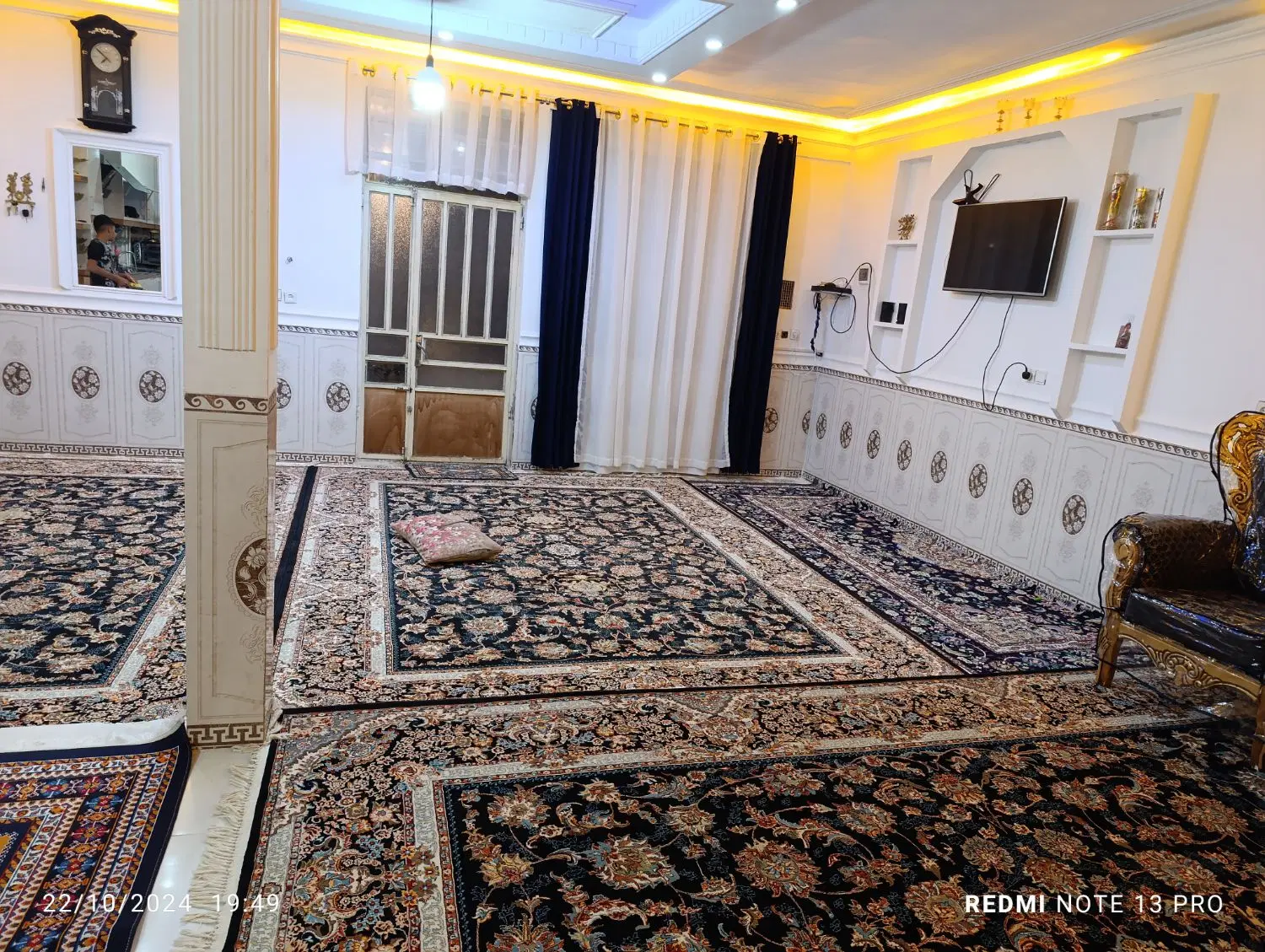 خانه دو طبقه پشته جزایری