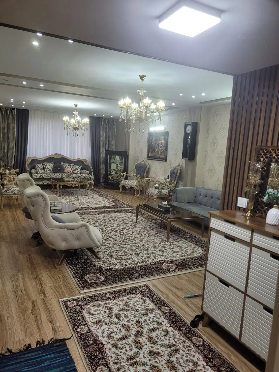 اپارتمان ۱۲۴ متری لوکس بدون  هزینه بلوار خرمشهر