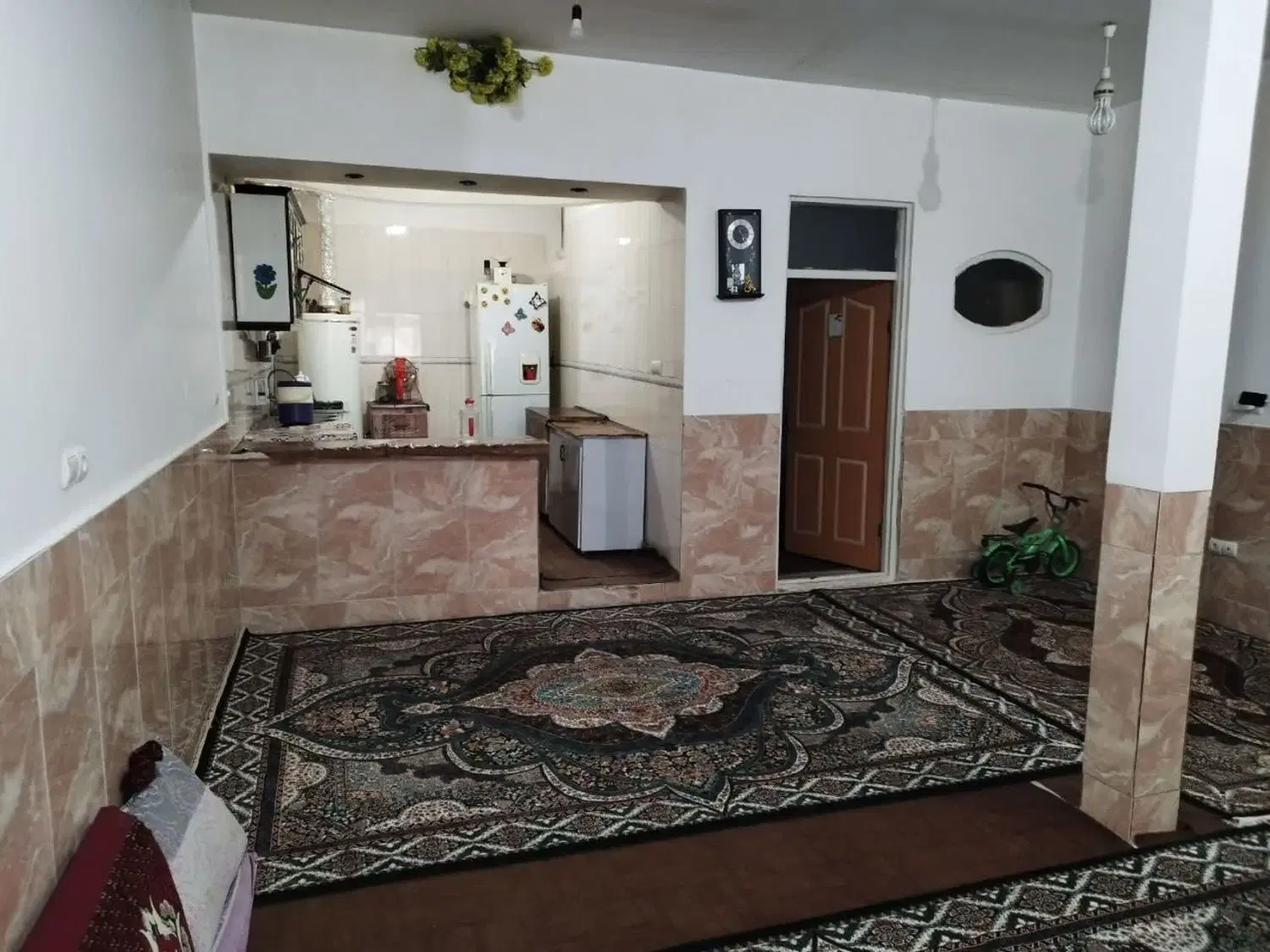 خانه همکف راه مجزا ۱۲۰ متر ۱ خواب دارای حیاط