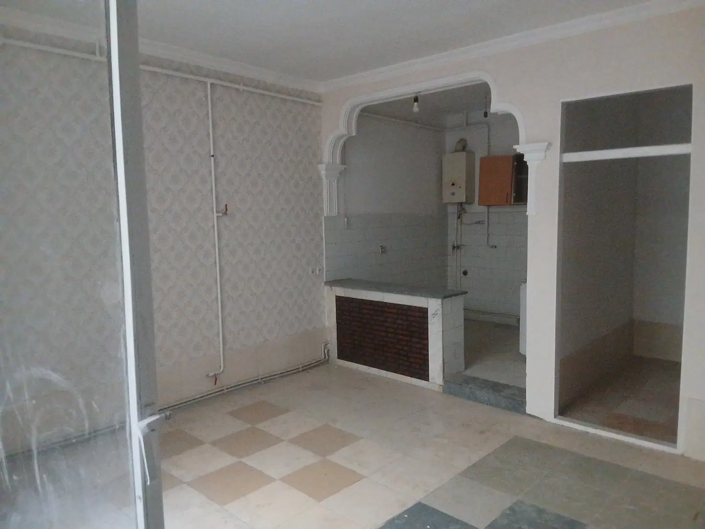 حیاط سه طبقه دو واحد مجزا ۵۵ متراذربایجان