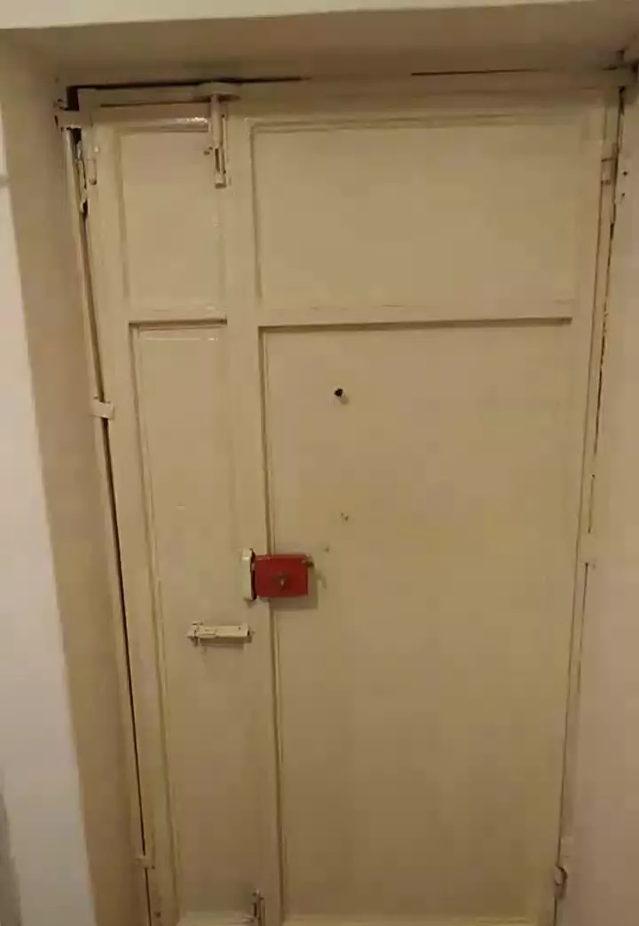 فروش آپارتمان65متری ادب
