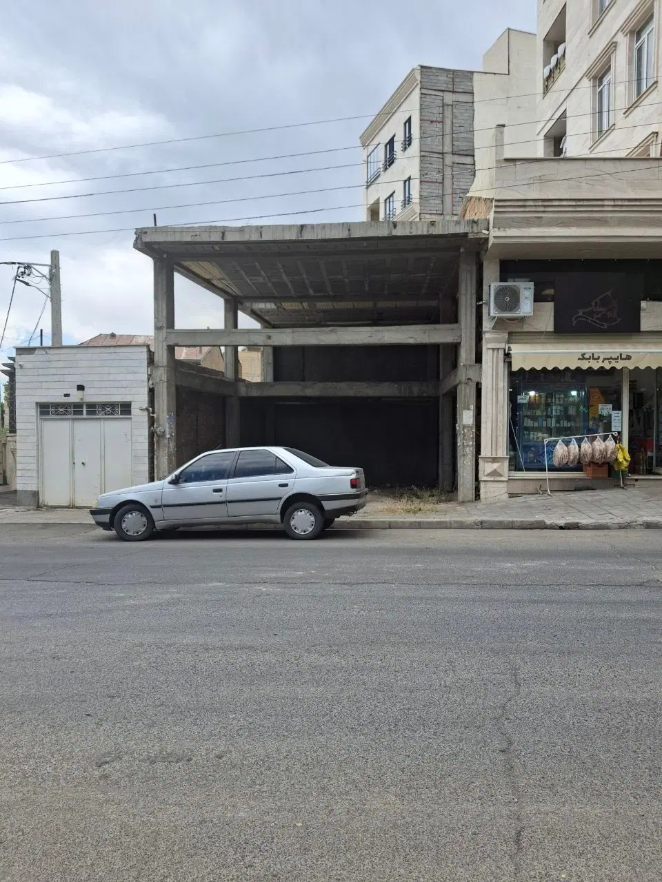 فروش دو باب مغازه در خیابان ۱۵ خرداد