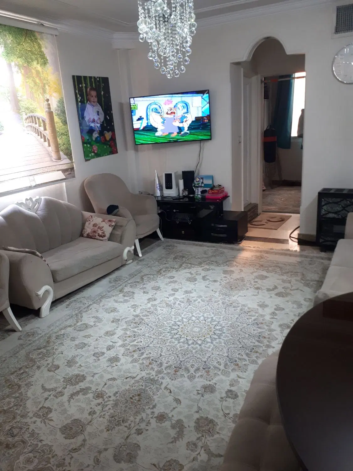 ۶۰ متری_تک واحدی_سه طرف نور، جای پارک موتور
