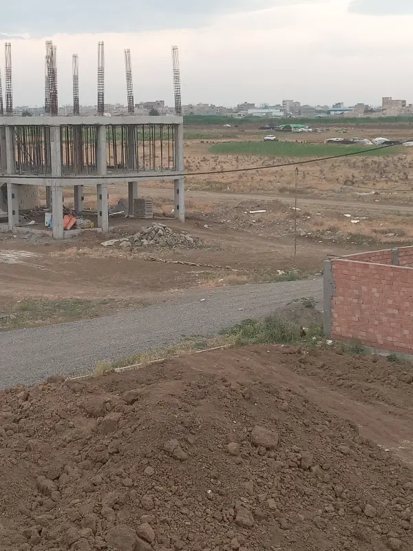 یک سهم از شهرک کارشناسان بفروش میرسد