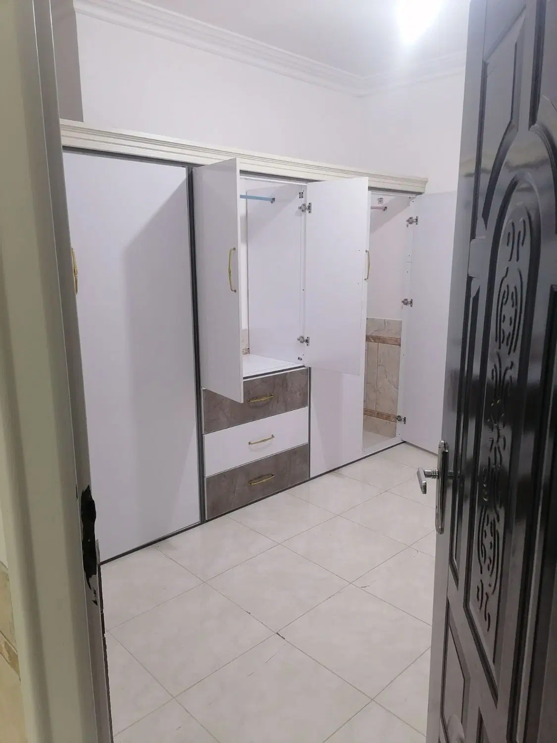 خانه اجاره ای طبقه اول