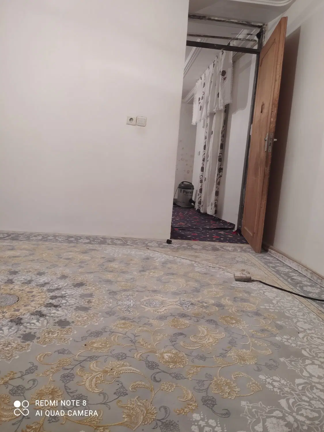 خانه اجاره ای بلهزار مستقل نیست
