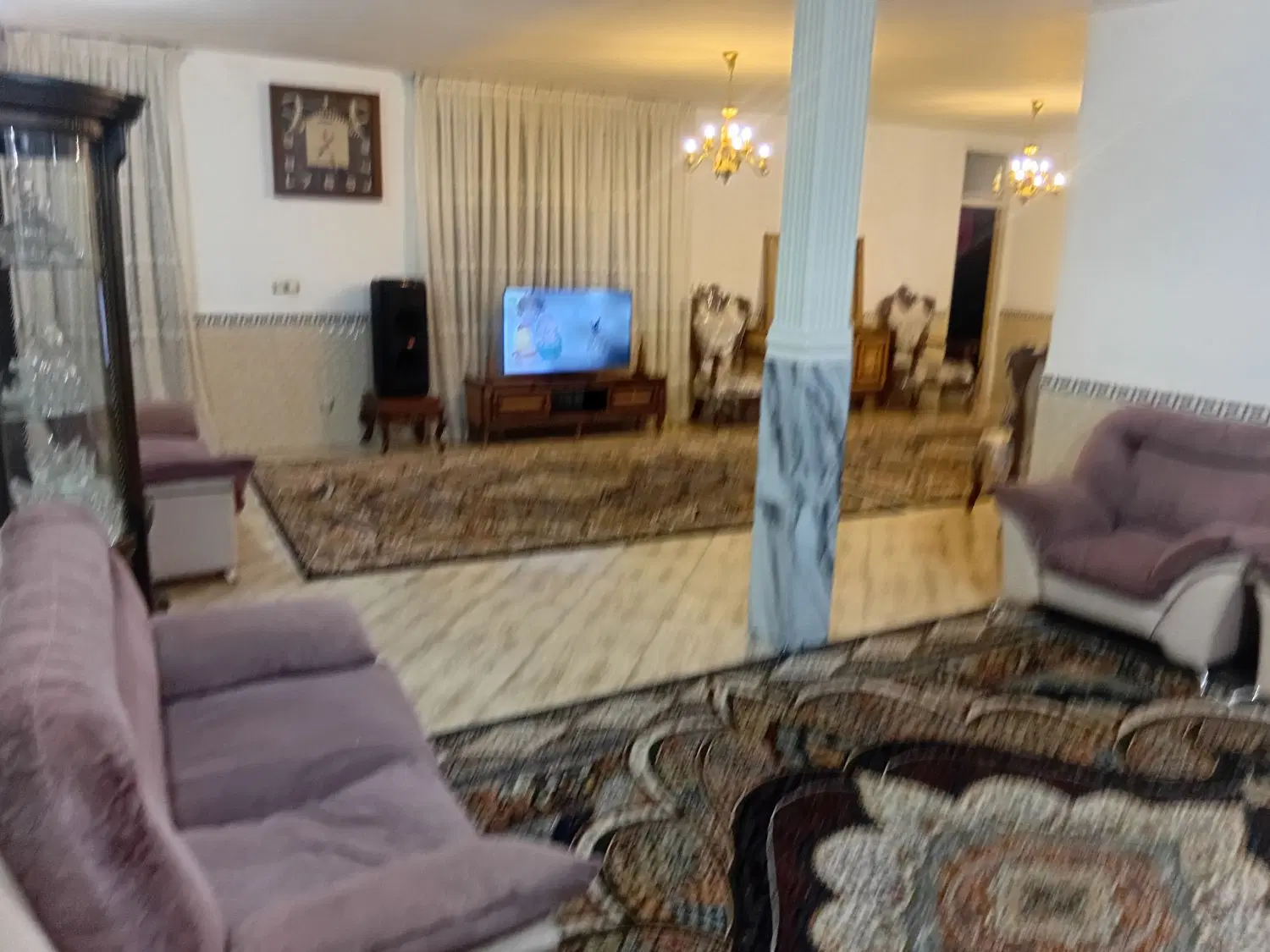 ملک دو طبقه