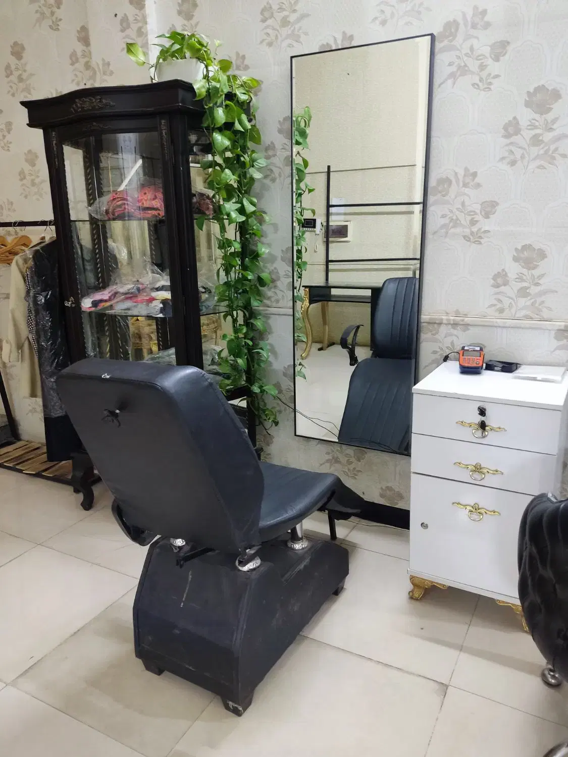اجاره دومیز ناخن.  بافت  مژه  مزون  اقتصادی