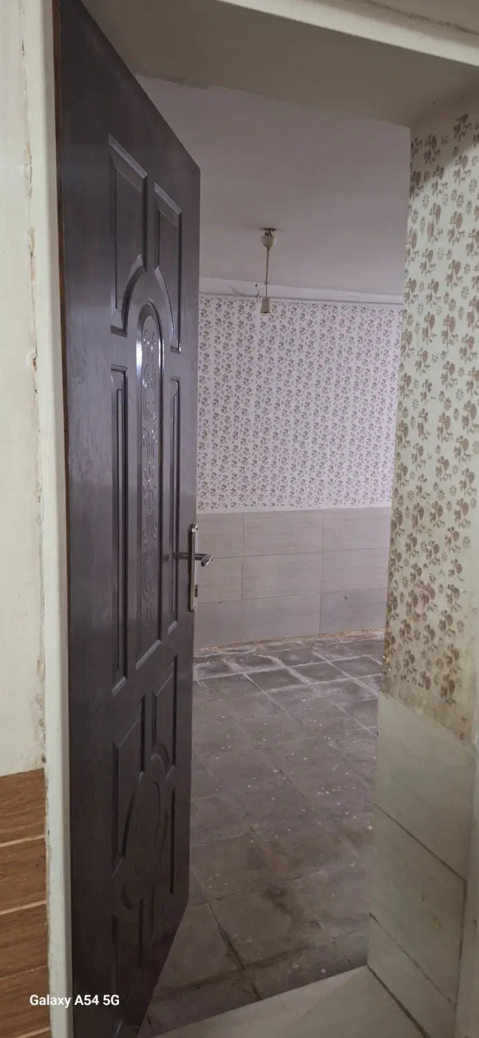 منزل ۱۰۰ متری
