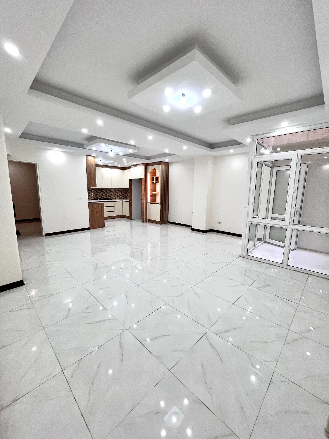 اجاره آپارتمان کلاک پایین