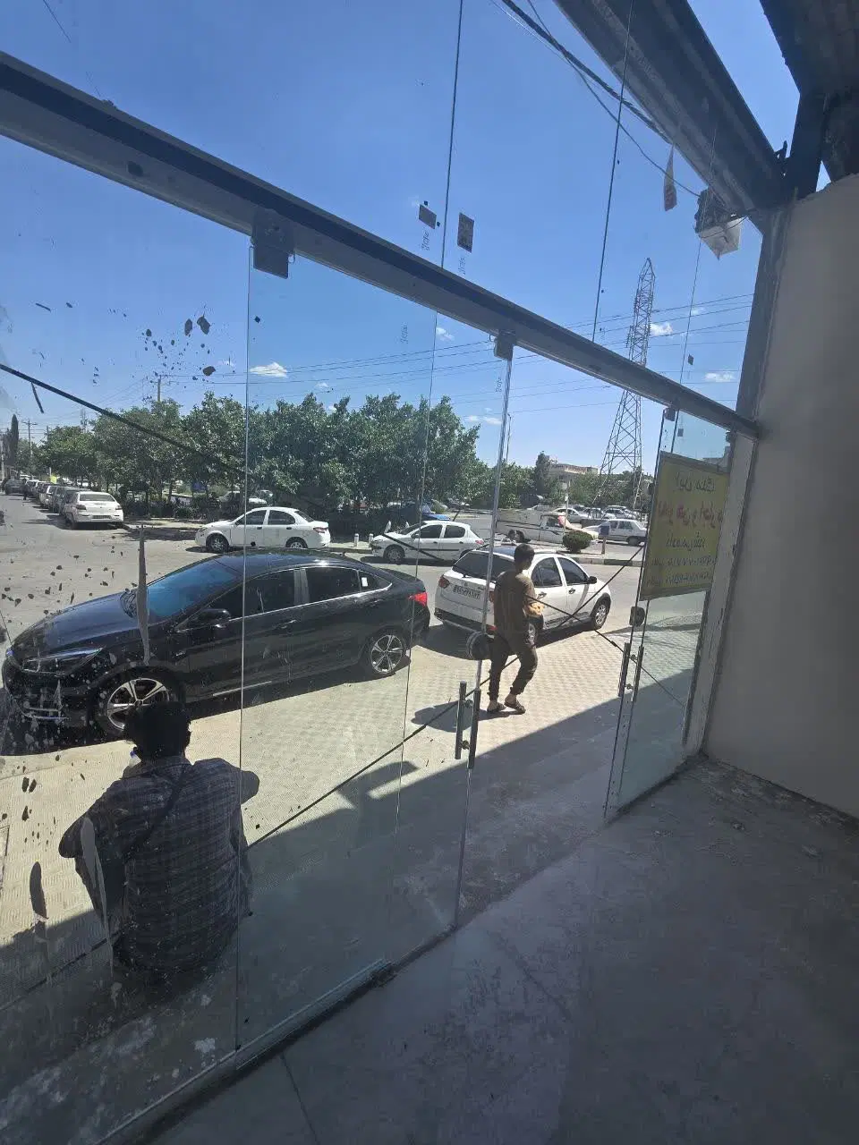مغازه ۴۰متری حاشیه ۴_۵متر  ارتفاع سقف ۴متر