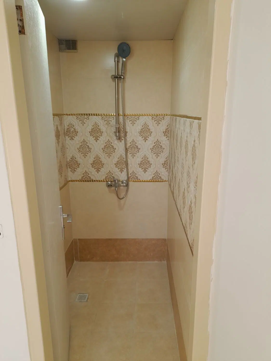 ۷۰متری بازسازی کامل