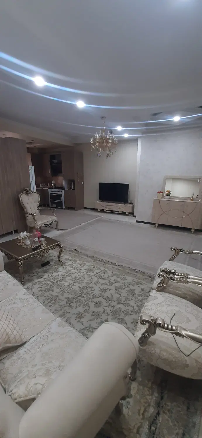 رهن و اجاره ۸۲ متری تکواحدی دو خواب