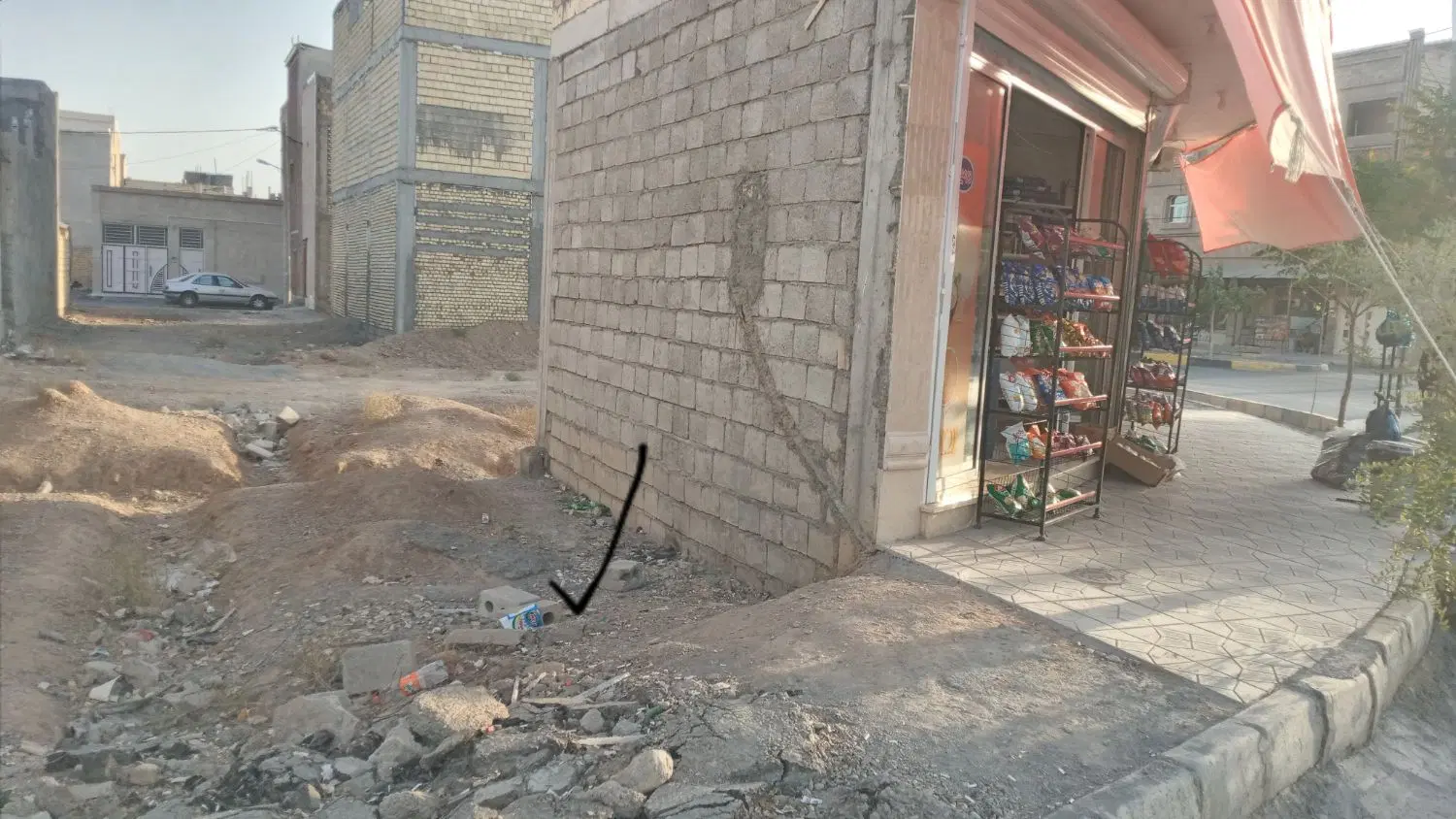 زمین جا مغازه تجاری