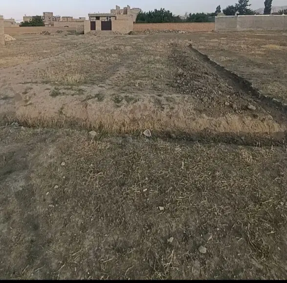 زمین در وردان