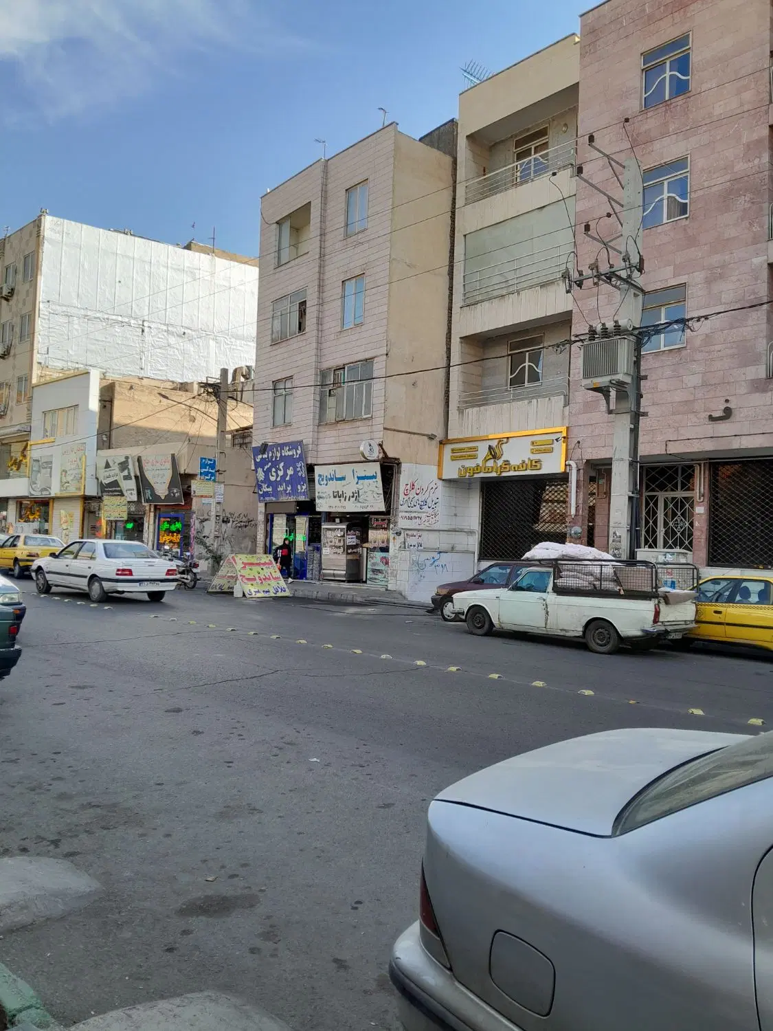 مغازه۳۲متر بیست متری مارلیک