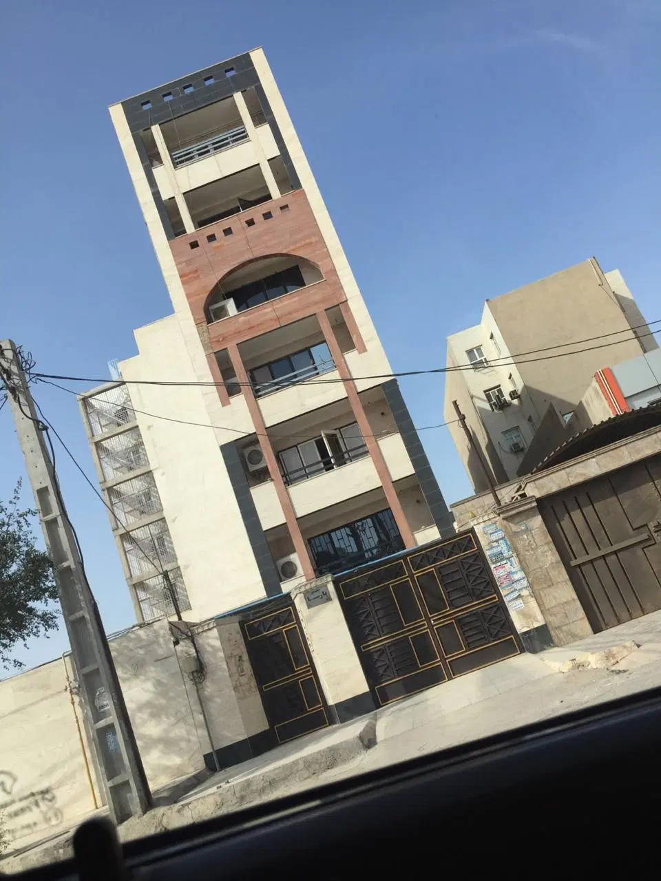 ۱۰۵ متر رودکی خردمند